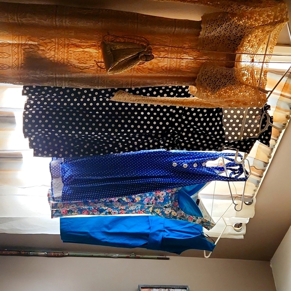 Womens Dresses - Picture 1 of 1